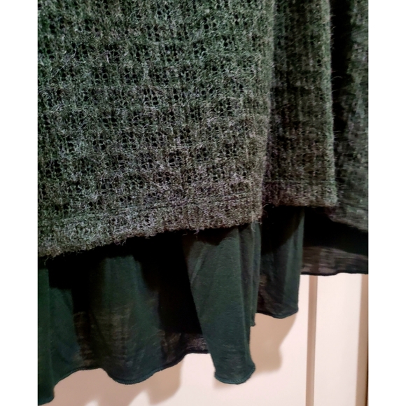 Cupio sweater sequin size trim neckline  med - Picture 6 of 7